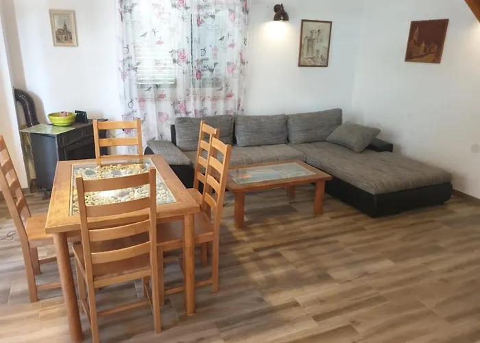 Borna Сasa de vacaciones *