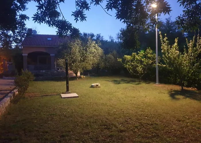 Сasa de vacaciones Borna Nin